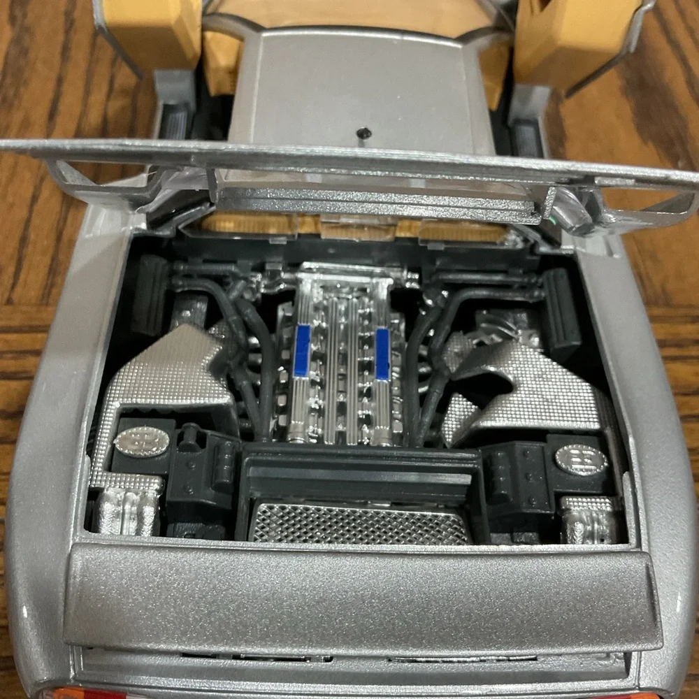 Bugatti Eb Die Cast Model Car with Black Undercarriage 1/18